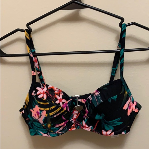 Old Navy Other - Brand New Old Navy Bikini Top (top only)